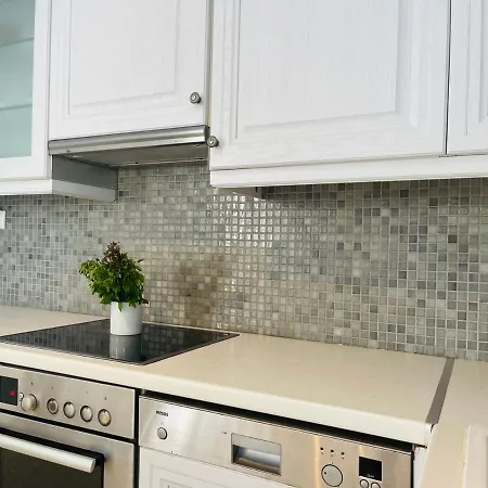 Aphrodite Sunshine 아파트 *