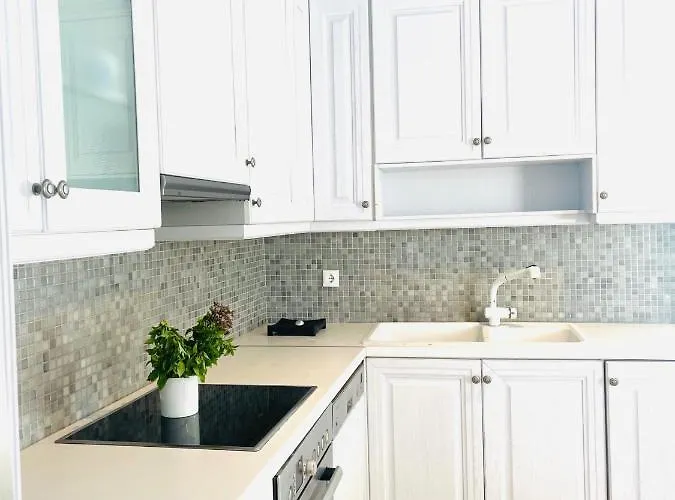 Aphrodite Sunshine Mykonos Town